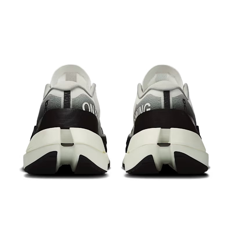 WOMEN'S CLOUDBOOM MAX