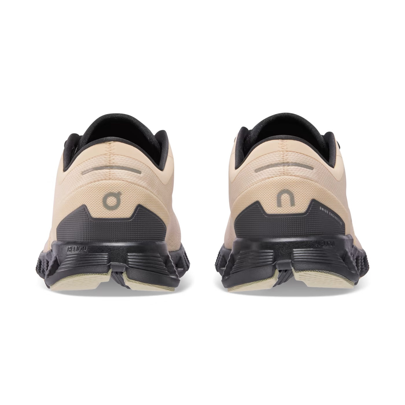 WOMEN'S CLOUD X 3