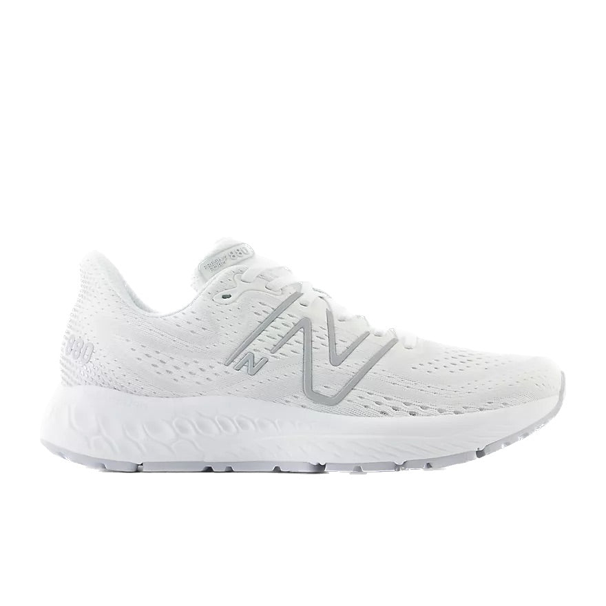WOMEN'S 880V13
