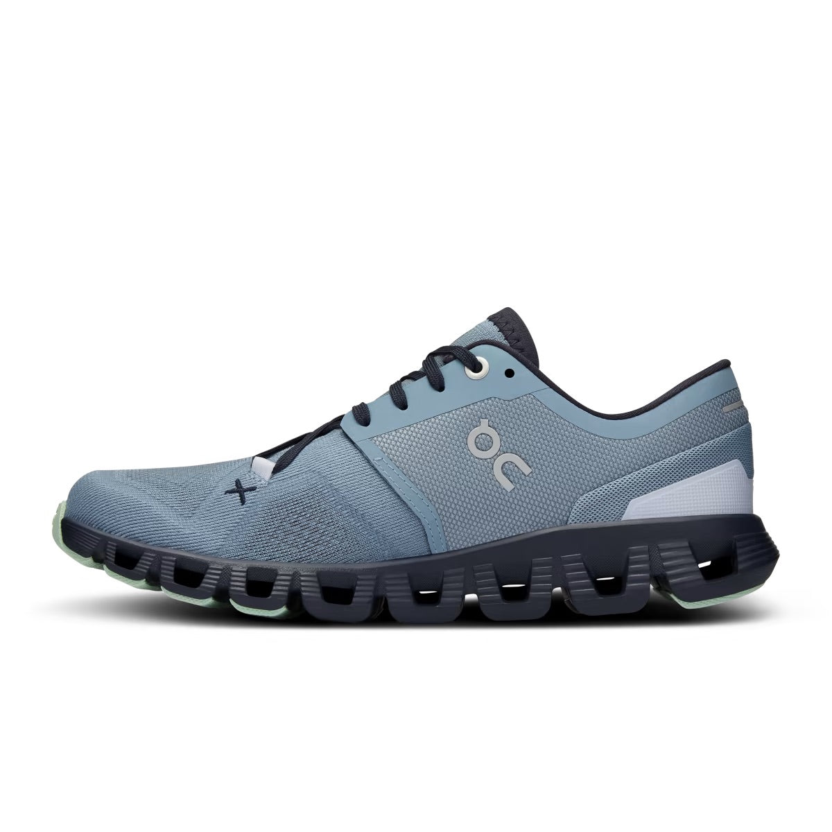 WOMEN'S CLOUD X 3