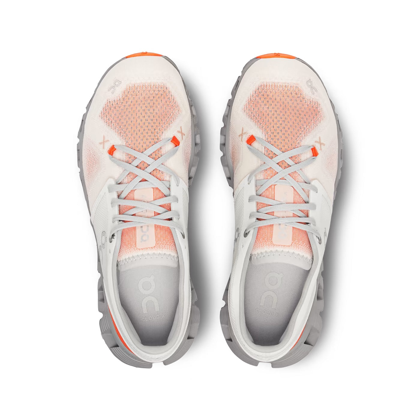 WOMEN'S CLOUD X 3