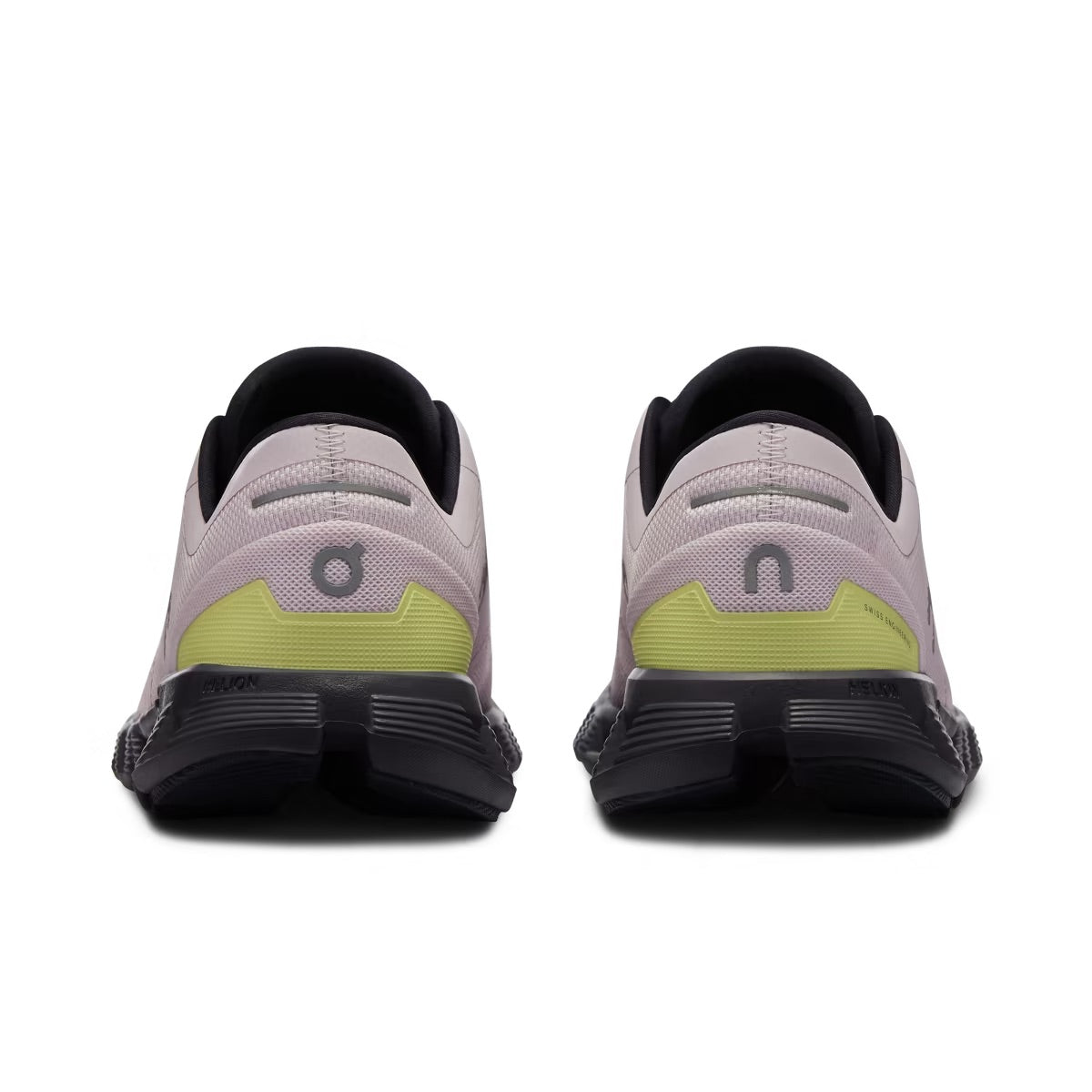 WOMEN'S CLOUD X 3