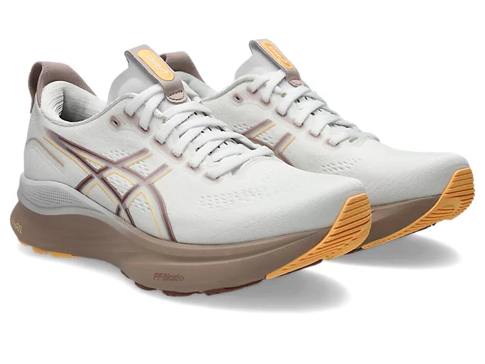 WOMEN'S GEL-KAYANO 32 WIDE (D)