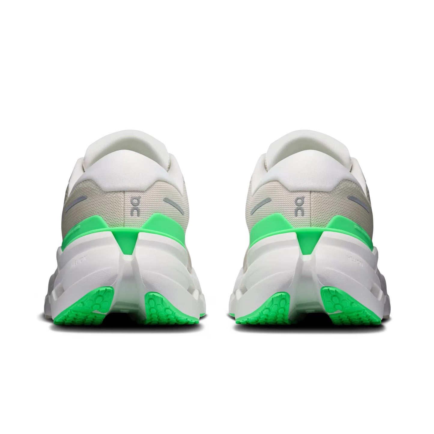 WOMEN'S CLOUDRUNNER 3