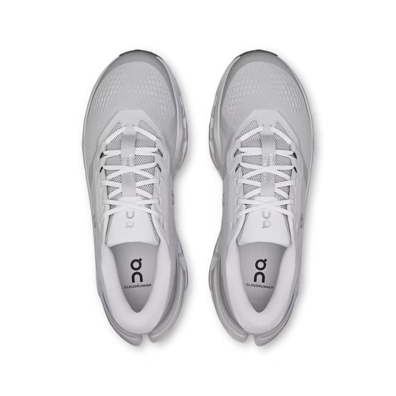 MEN'S CLOUDRUNNER 3