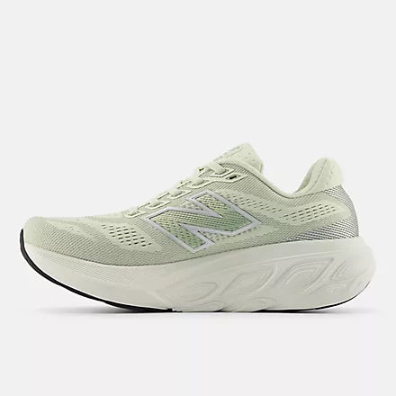 WOMEN'S 880V15