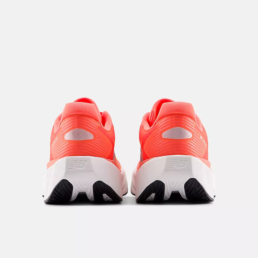 WOMEN'S FUELCELL REBEL V5